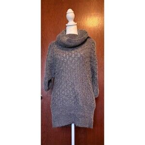 Old Navy Size Small Woman’s Sweater